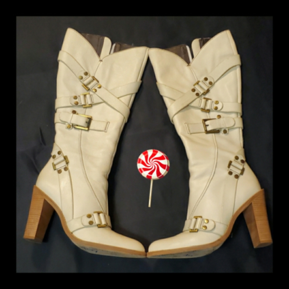BCBG MAX AZRIA IVORY LEATHER HIGH BOOTS